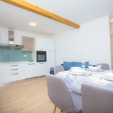 Apartamento Rita Primošten