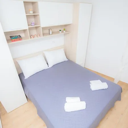 Rita Apartment