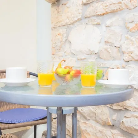 Rita Apartment Primosten