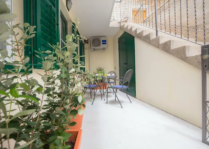 Apartment Rita Primosten